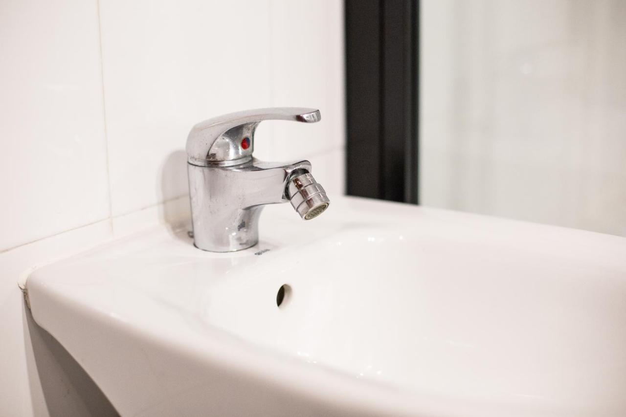 Wish Suite Torres De Sevilla Exterior foto
